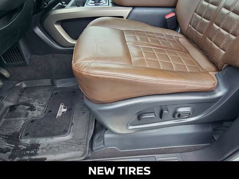 Certified 2024 Nissan Titan Platinum Reserve w/ Moonroof Package RWD image 18