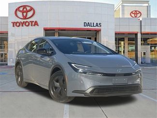 Used 2024 Toyota Prius Limited video 1