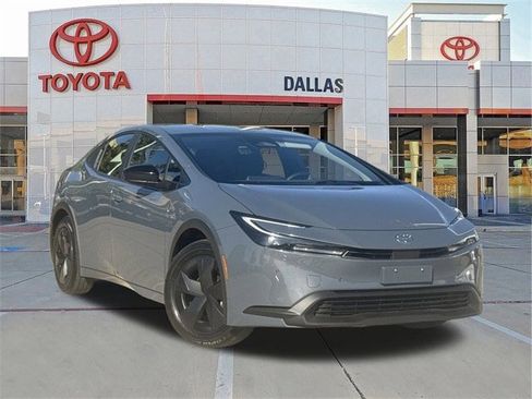 Used 2024 Toyota Prius Limited image 1