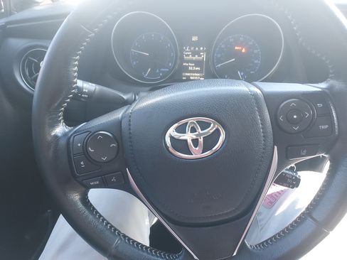 Used 2018 Toyota Corolla iM image 25