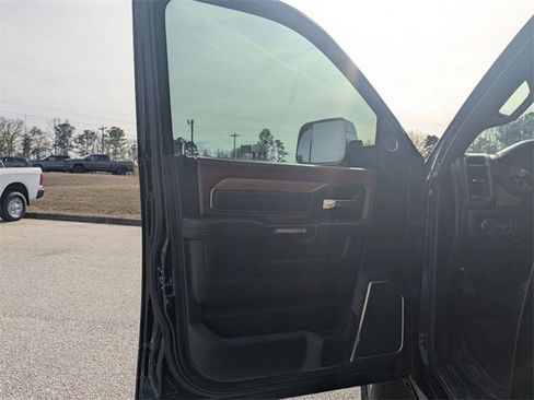 Used 2019 RAM 2500 Limited image 14