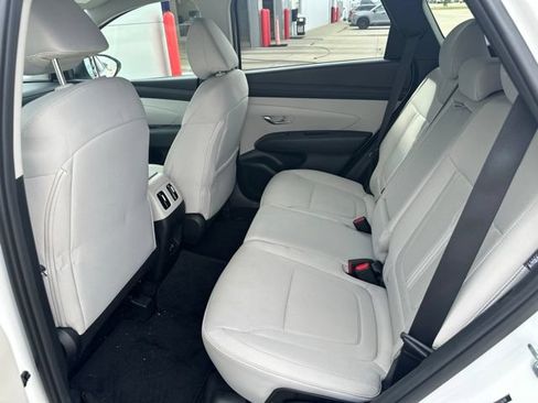 Used 2025 Hyundai Tucson SEL FWD image 4