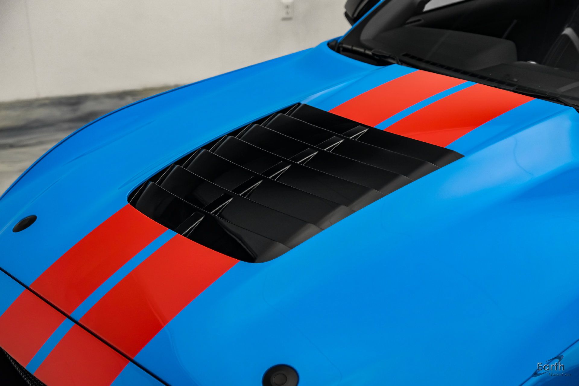 Used 2022 Ford Mustang Shelby GT500 w/ Technology Package RWD image 33