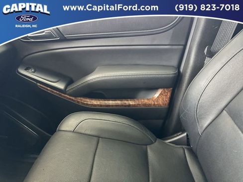 Used 2018 Chevrolet Tahoe Premier AWD/4WD image 29