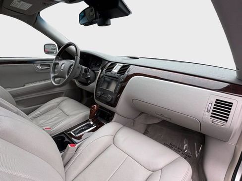 Used 2010 Cadillac DTS Premium w/ Driver Awareness Package image 29