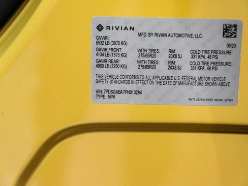 Used 2023 Rivian R1S Adventure image 56