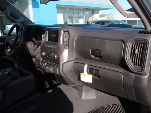 New 2026 Chevrolet Silverado 1500 Custom Trail Boss w/ Turbomax Blackout Package image 14