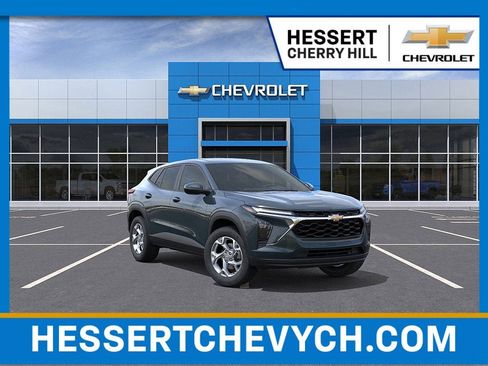 New 2026 Chevrolet Trax LS w/ LS Convenience Package image 1