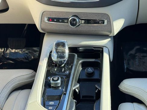Used 2023 Volvo XC90 B6 Ultimate image 15
