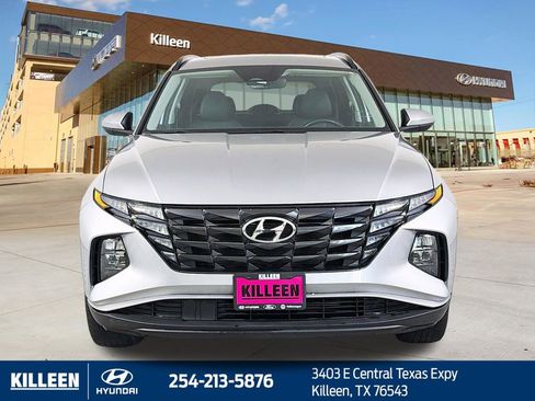 Used 2023 Hyundai Tucson SEL w/ Convenience Package FWD image 2