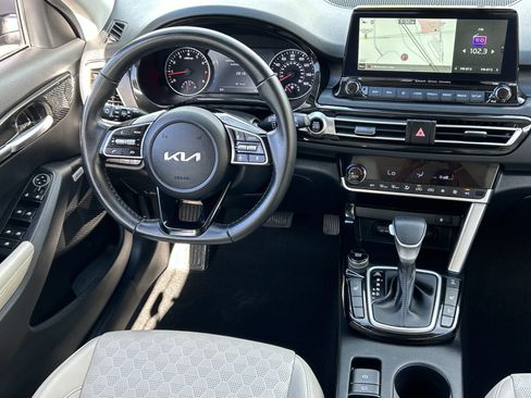 Used 2022 Kia Seltos SX w/ Sunroof Package AWD/4WD image 14
