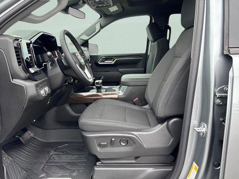New 2026 GMC Sierra 1500 Elevation image 10