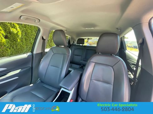 Used 2017 Chevrolet Bolt Premier w/ Driver Confidence II Package FWD image 35