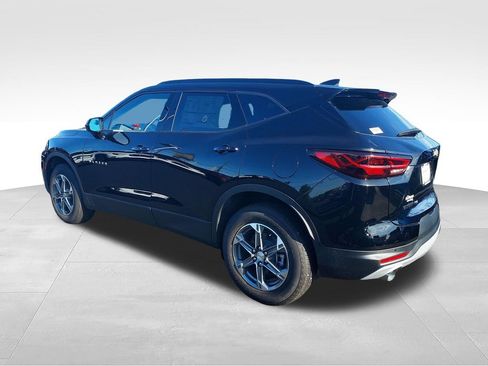 New 2026 Chevrolet Blazer LT w/ Convenience Package AWD/4WD image 3