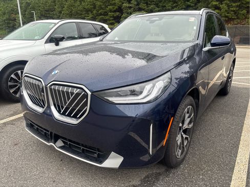 Used 2026 BMW X3 xDrive30i AWD/4WD image 3