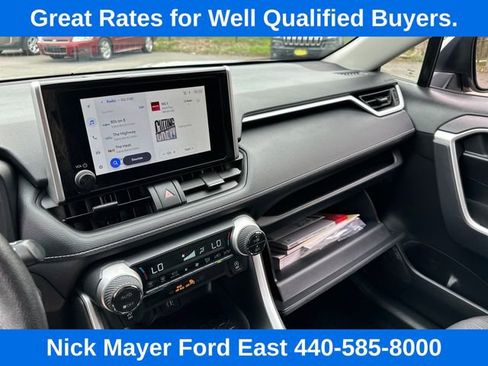 Used 2025 Toyota RAV4 XLE AWD/4WD image 33