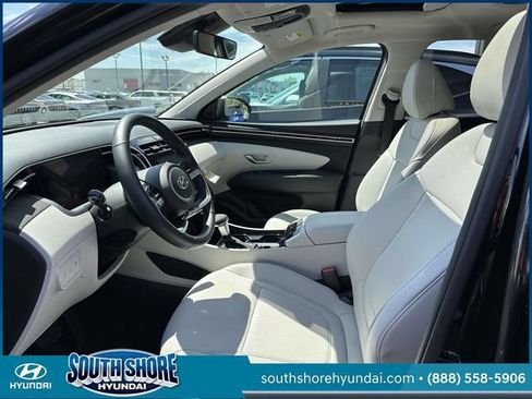 Certified 2023 Hyundai Tucson SEL w/ Convenience Package FWD image 17