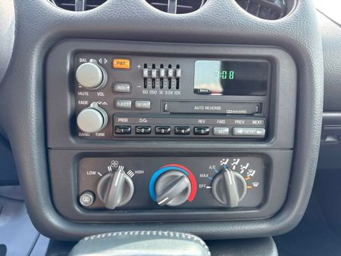 Used 1993 Pontiac Firebird Formula RWD image 3