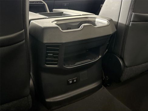 Used 2024 Toyota Tundra Limited image 35