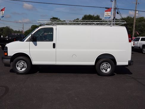 New 2025 Chevrolet Express 2500 w/ Driver Convenience Package image 25