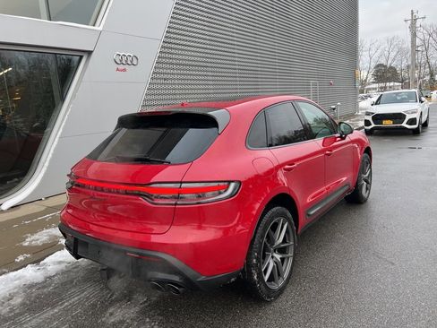 Used 2025 Porsche Macan Turbo image 28