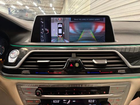 Used 2016 BMW 750i xDrive image 15