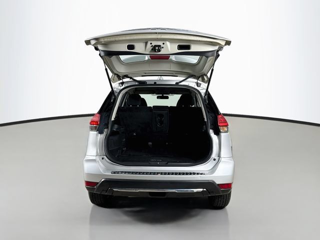 Used 2017 Nissan Rogue S AWD/4WD image 25