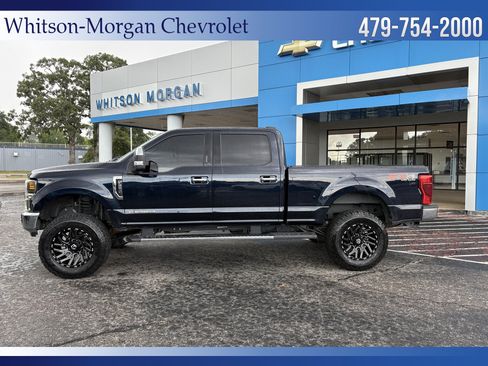 Used 2022 Ford F250 XLT w/ XLT Premium Package AWD/4WD image 2