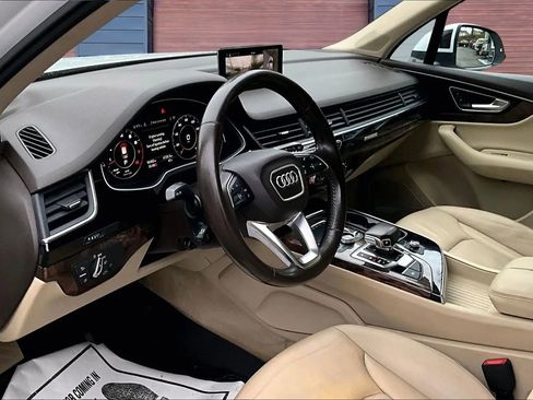 Used 2017 Audi Q7 3.0T Premium Plus image 14
