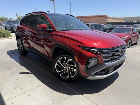 Used 2025 Hyundai Tucson Limited AWD/4WD image 6