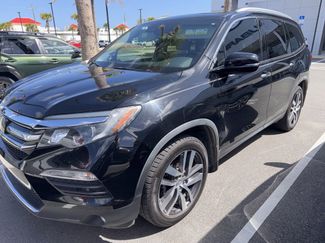 Used 2017 Honda Pilot Elite video 1