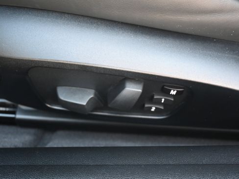 Used 2013 BMW M3 Coupe image 36