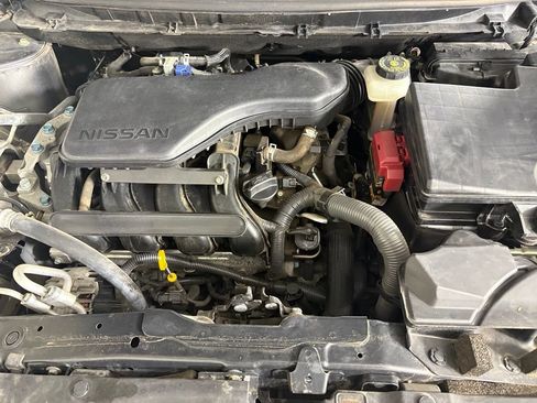 Used 2019 Nissan Rogue Sport S FWD image 37