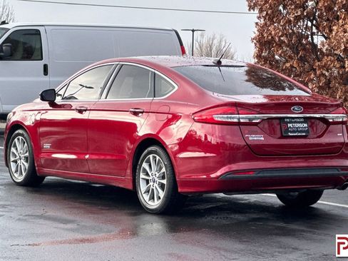 Used 2018 Ford Fusion Energi SE image 6