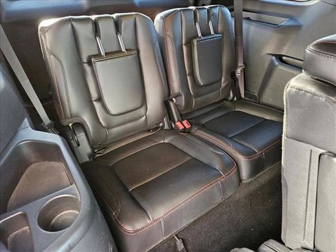 Used 2018 Ford Explorer Sport w/ Equipment Group 401A image 17