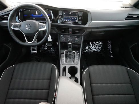 Certified 2024 Volkswagen Jetta Sport image 10