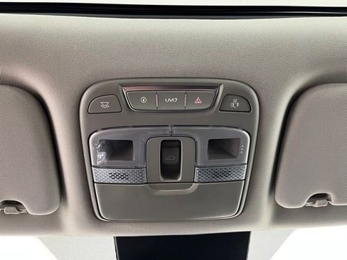 Used 2022 Kia Telluride S AWD/4WD image 33