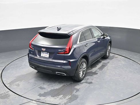Used 2024 Cadillac XT4 Premium Luxury image 35