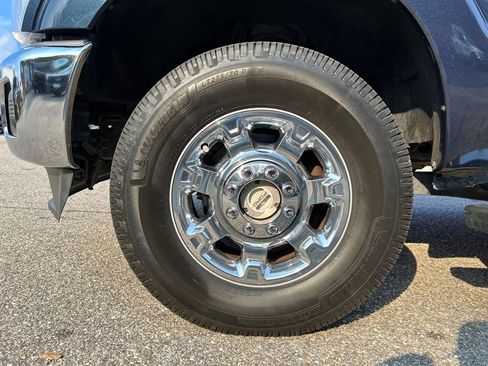 Used 2016 Ford F250 Lariat w/ Lariat Ultimate Package image 6