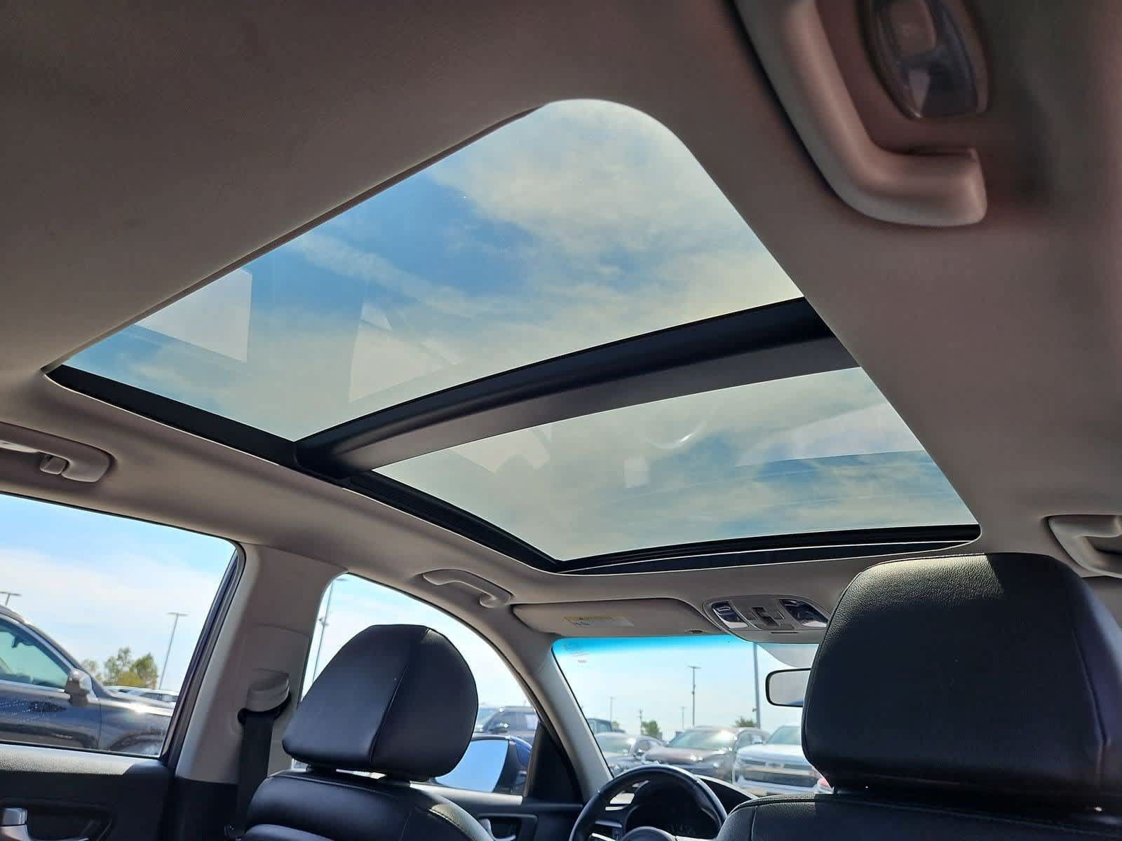 Used 2018 Kia Optima S w/ Panoramic Sunroof Package FWD image 21