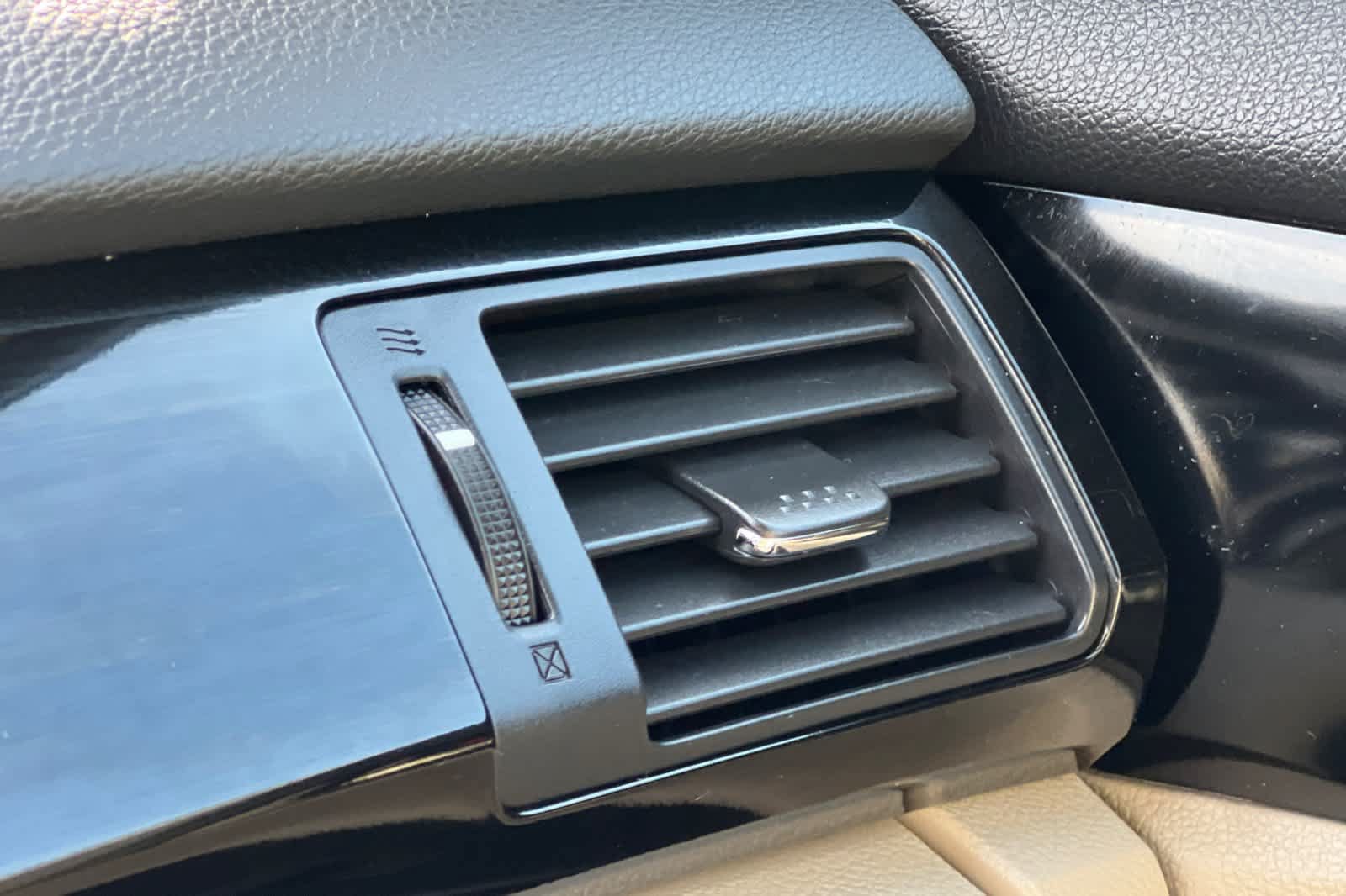 Used 2016 Honda Accord LX image 14
