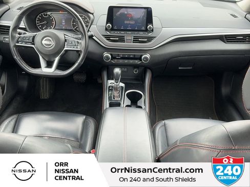 Used 2024 Nissan Altima 2.5 SR FWD image 15