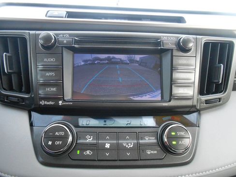 Used 2014 Toyota RAV4 XLE image 16