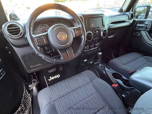 Used 2012 Jeep Wrangler Unlimited Sport AWD/4WD image 15