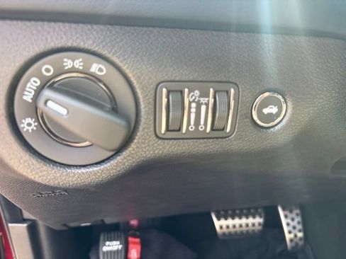 Used 2021 Dodge Charger SRT Hellcat w/ Harman/Kardon Audio Group RWD image 14