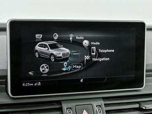 Used 2020 Audi SQ5 Premium Plus w/ Premium Plus Package image 32