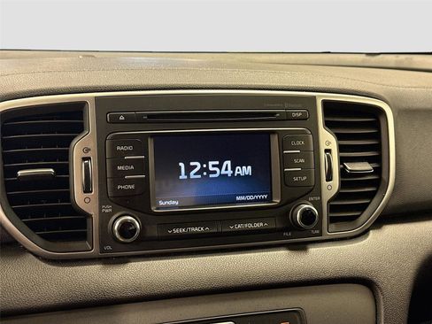 Used 2019 Kia Sportage LX image 14