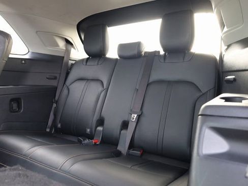 Used 2024 MAZDA CX-90 3.3 Turbo w/ Preferred Package image 25