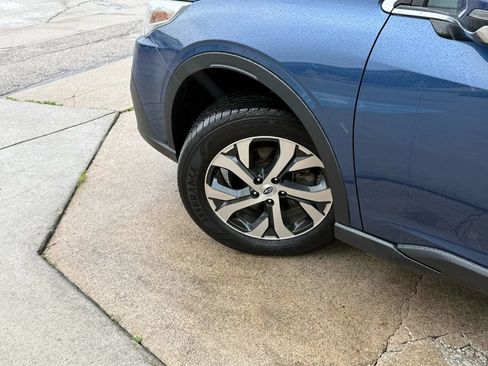 Used 2022 Subaru Outback Limited image 58