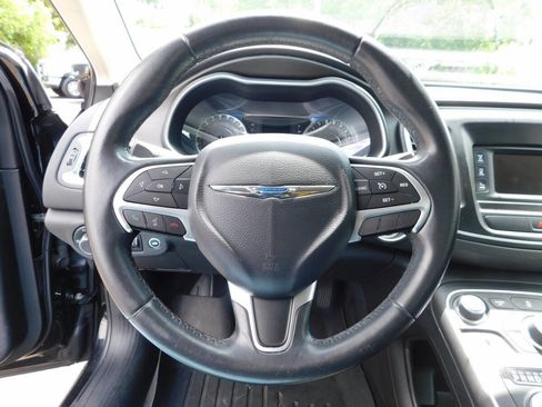 Used 2017 Chrysler 200 LX FWD image 8